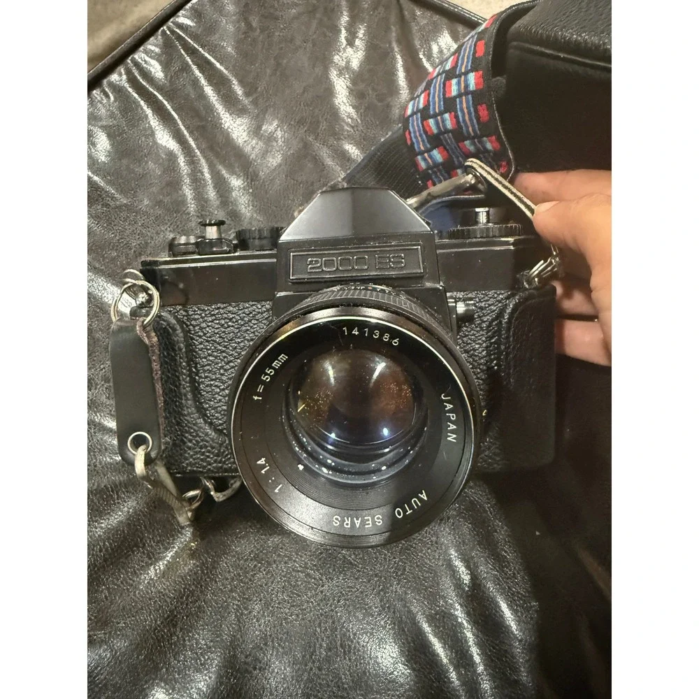 Sears 2000 ES 35mm SLR Film Camera with Auto Sears 55mm f1.4 Lens Japan Black